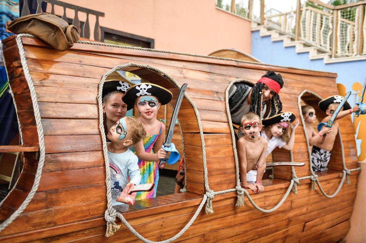 Aquaclub Grifid Hotel Bolero Złote Piaski Zewnętrze zdjęcie